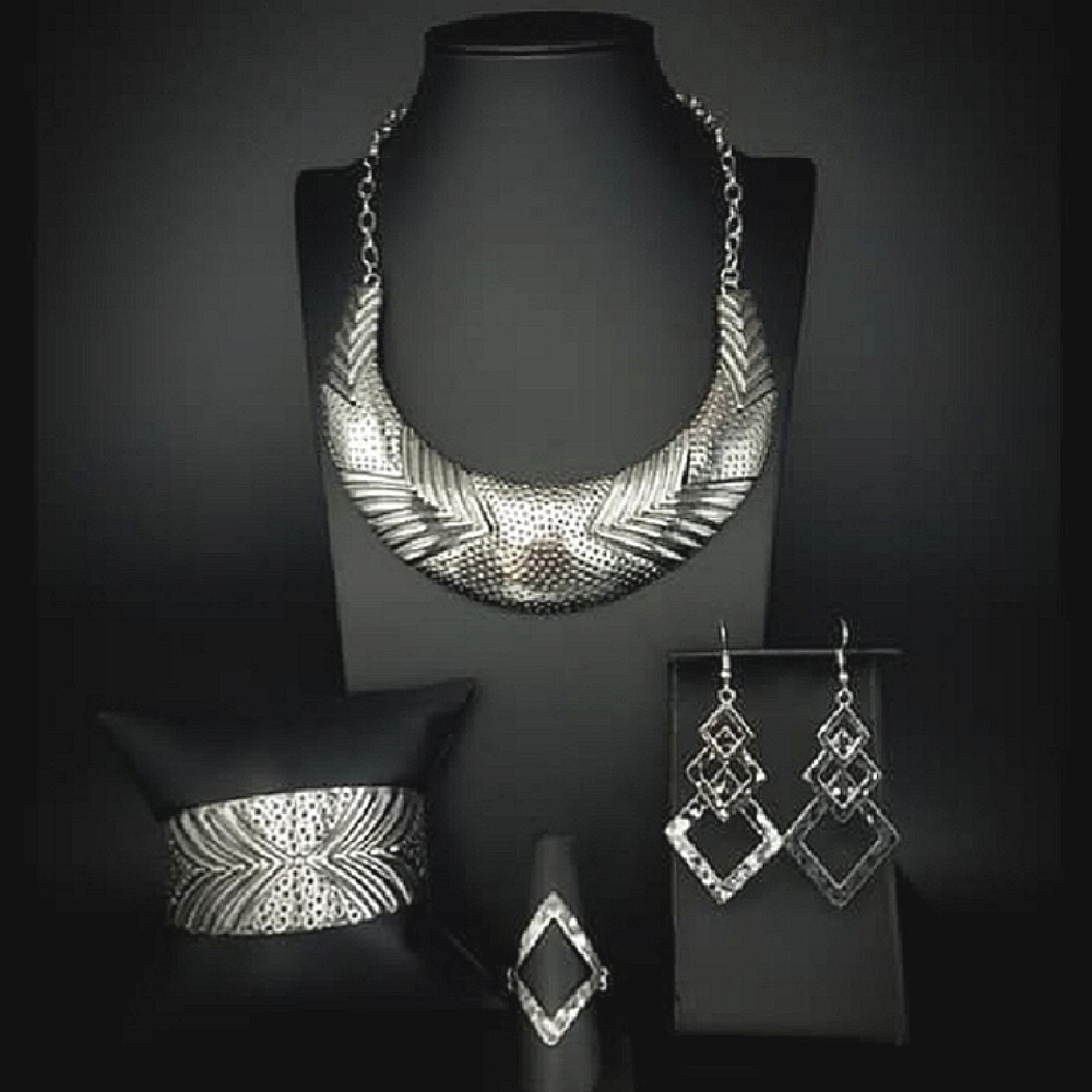 5 Piece Jewelry Set Boomerang  Style